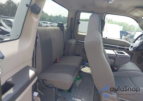 2010 Ford F-250 Lariat/Xl/Xlt z USA, uszkodzony, nr VIN 1FTSX2BR9AEA14060